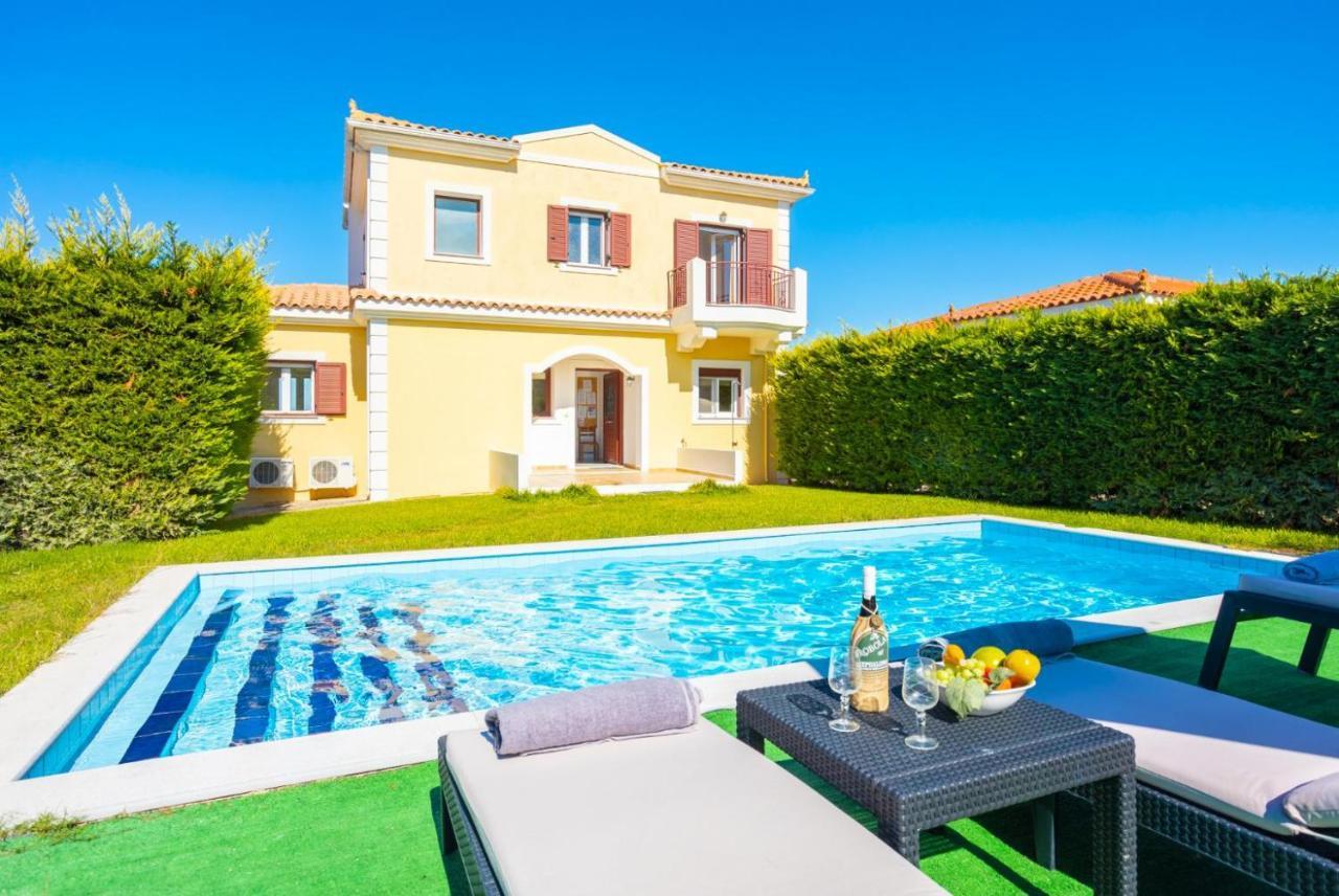 Villa Europe Thia Fokata Luaran gambar